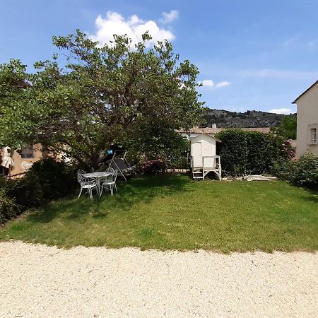 Petite Maison De Campagne Gardoise Theziers Exterior photo